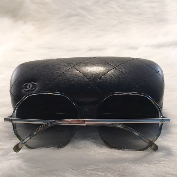 CHANEL Round Green/Gray Tortoise Sunglasses - Picture 5 of 8